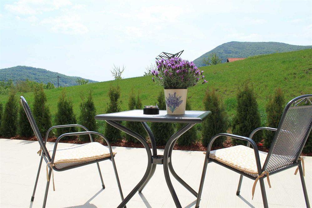 Hotel Degenija Selište Drežničko Eksteriør bilde