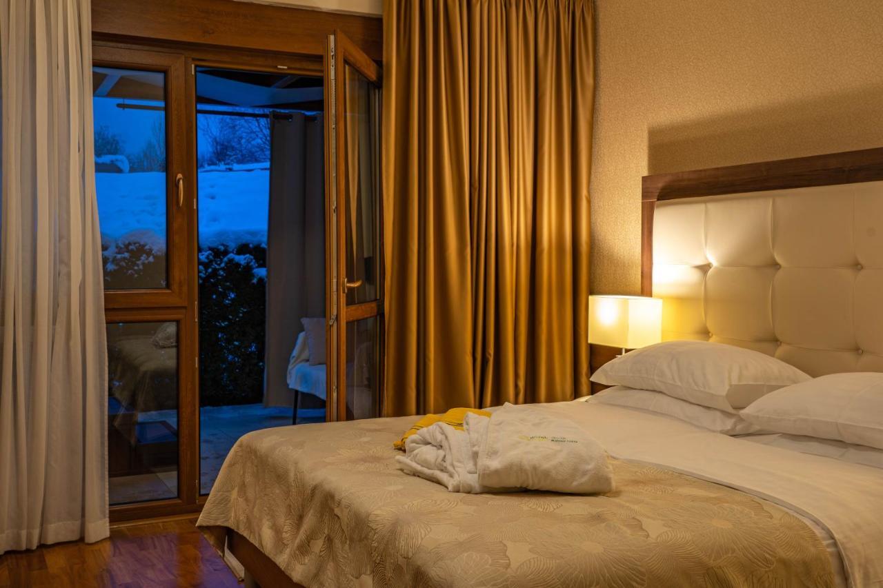 Hotel Degenija Selište Drežničko Eksteriør bilde